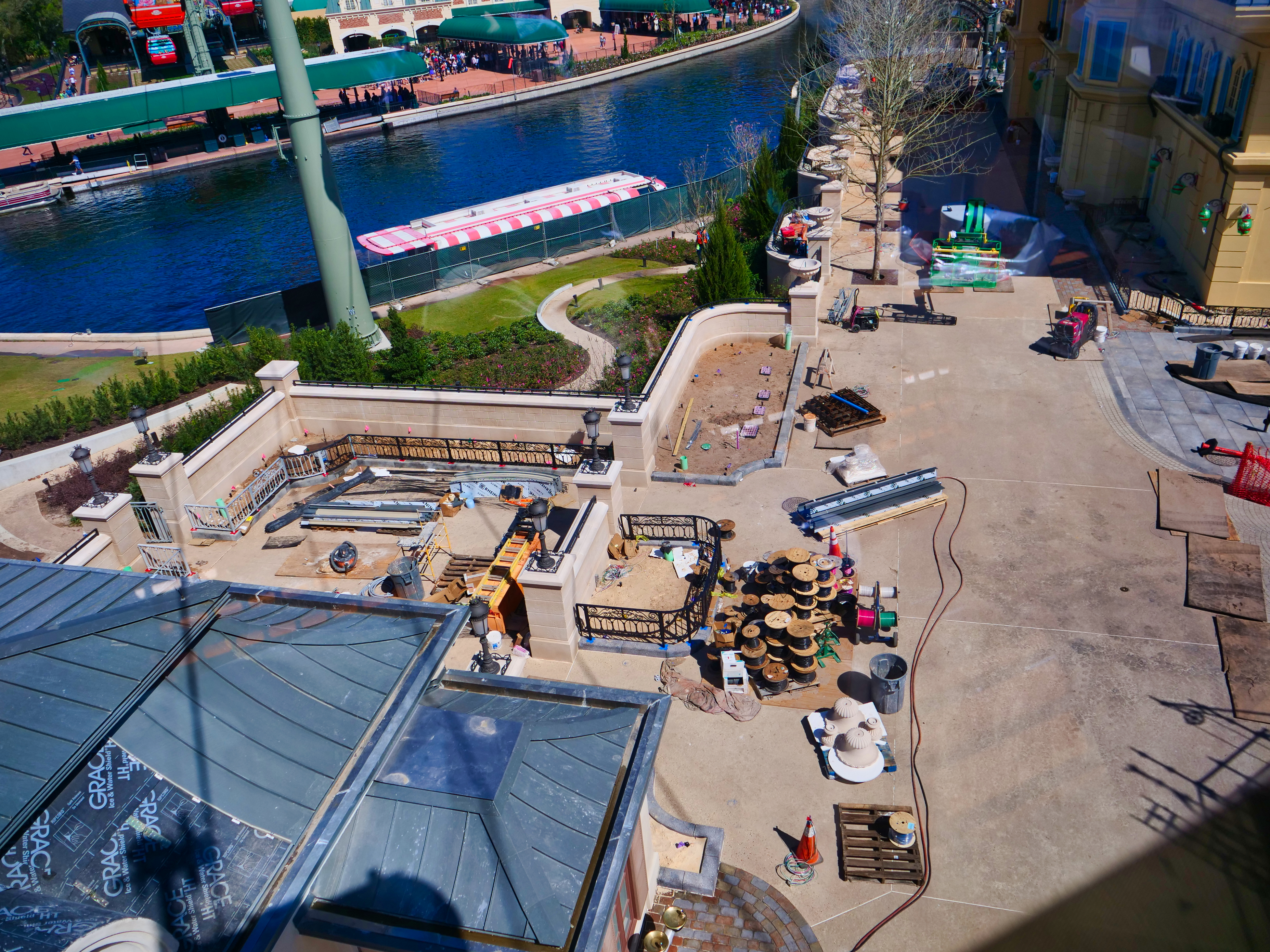 Remy's Ratatouille Adventure Construction