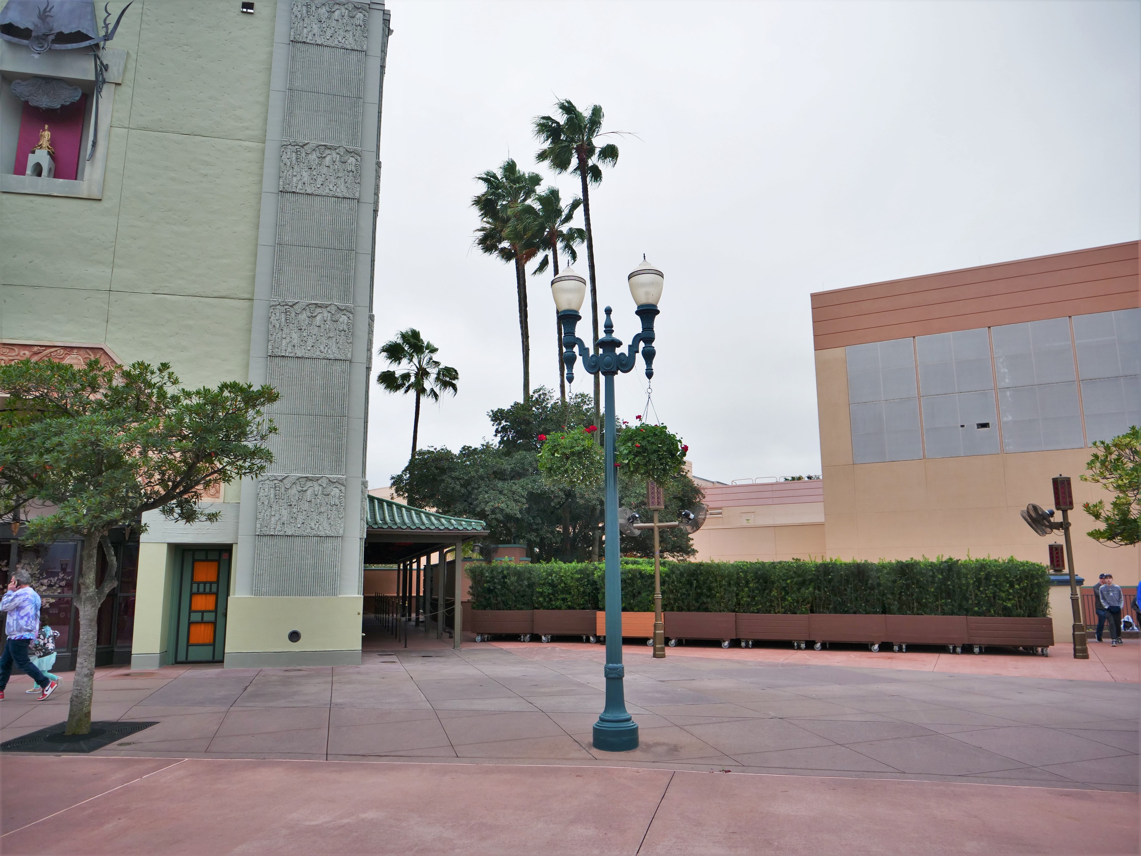 Rolling Planers Near Chinese Theater