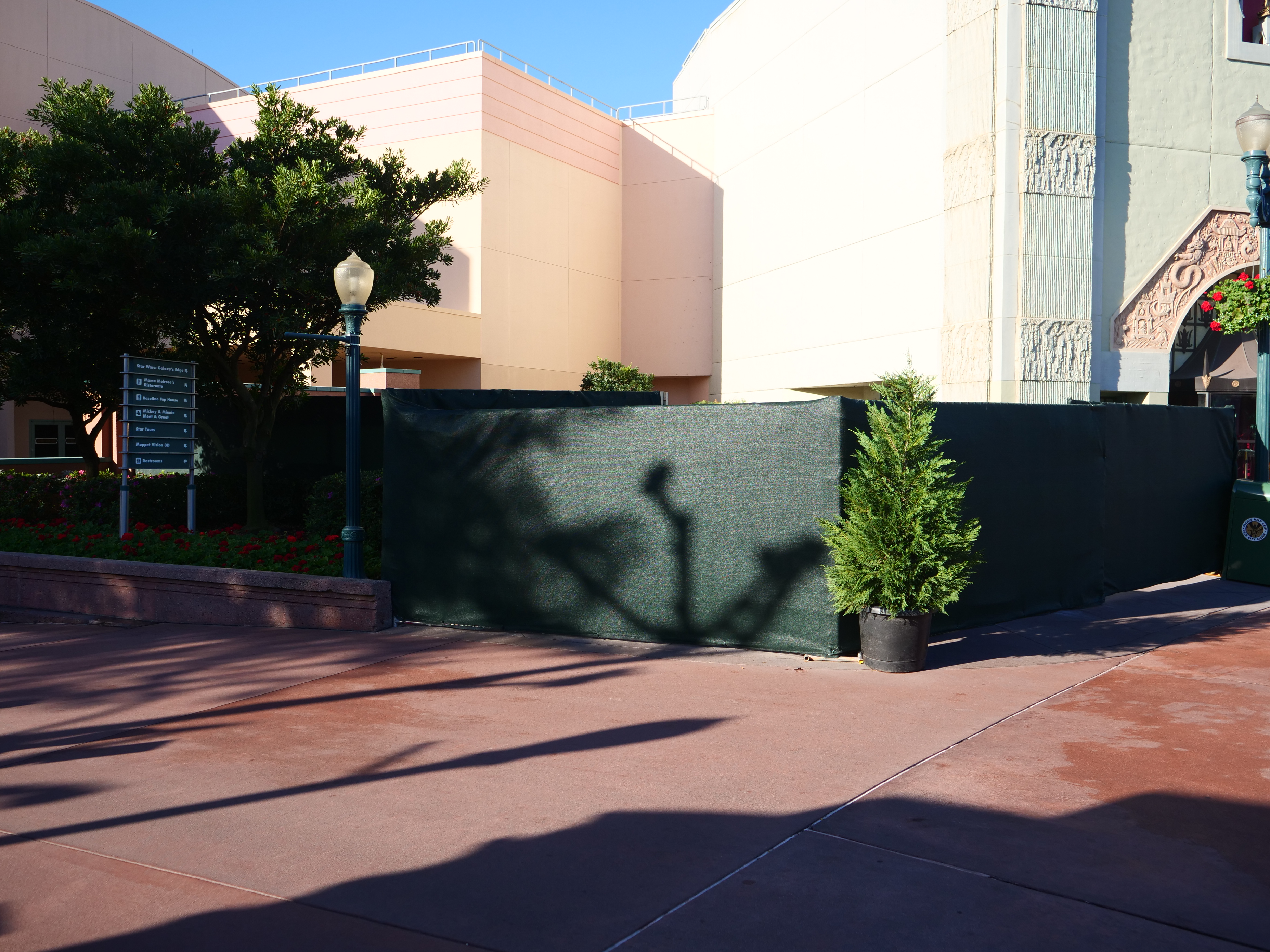 Runaway Railway Photo Op Fences