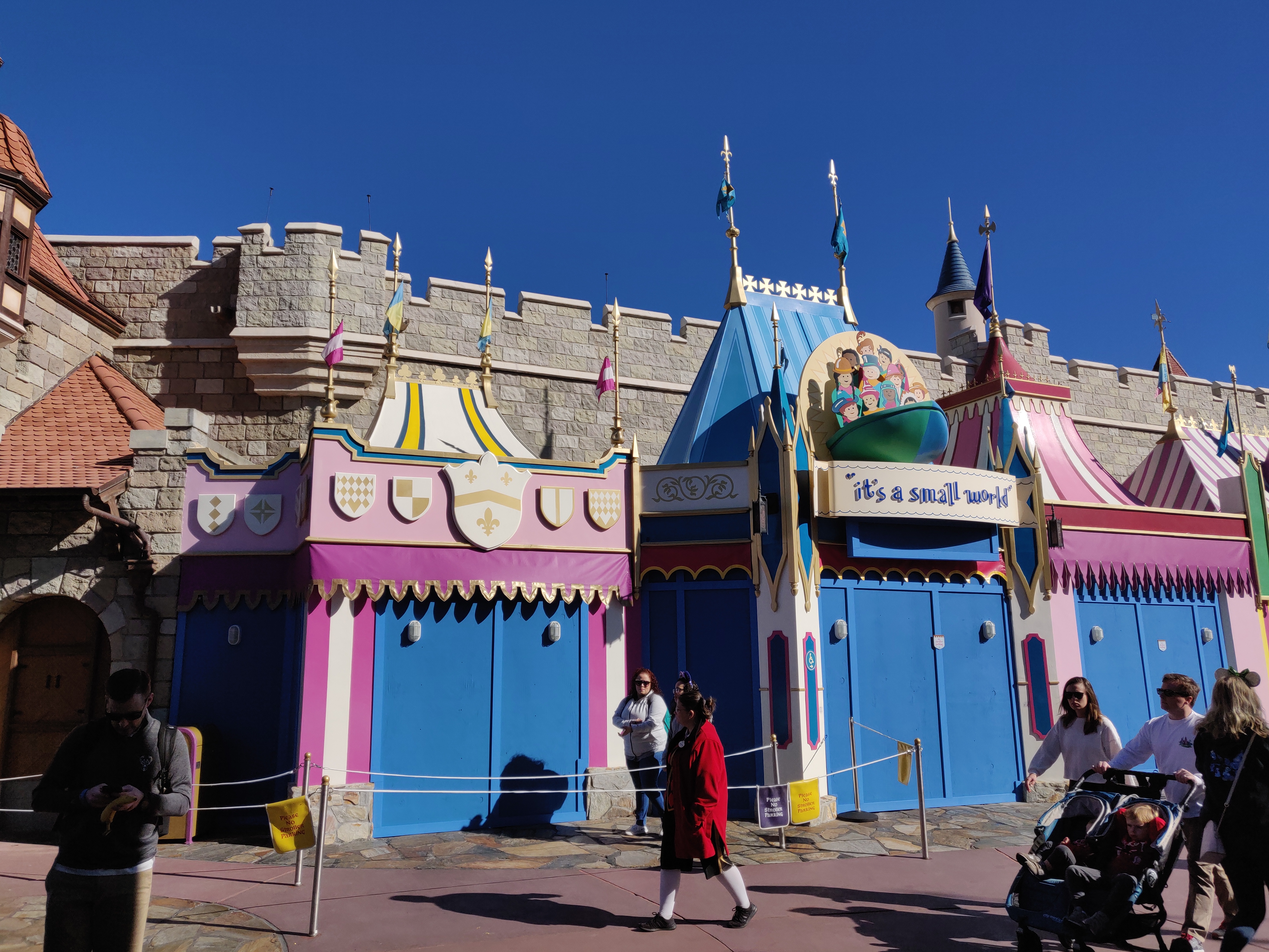 it's a small world Queue Refurbishment