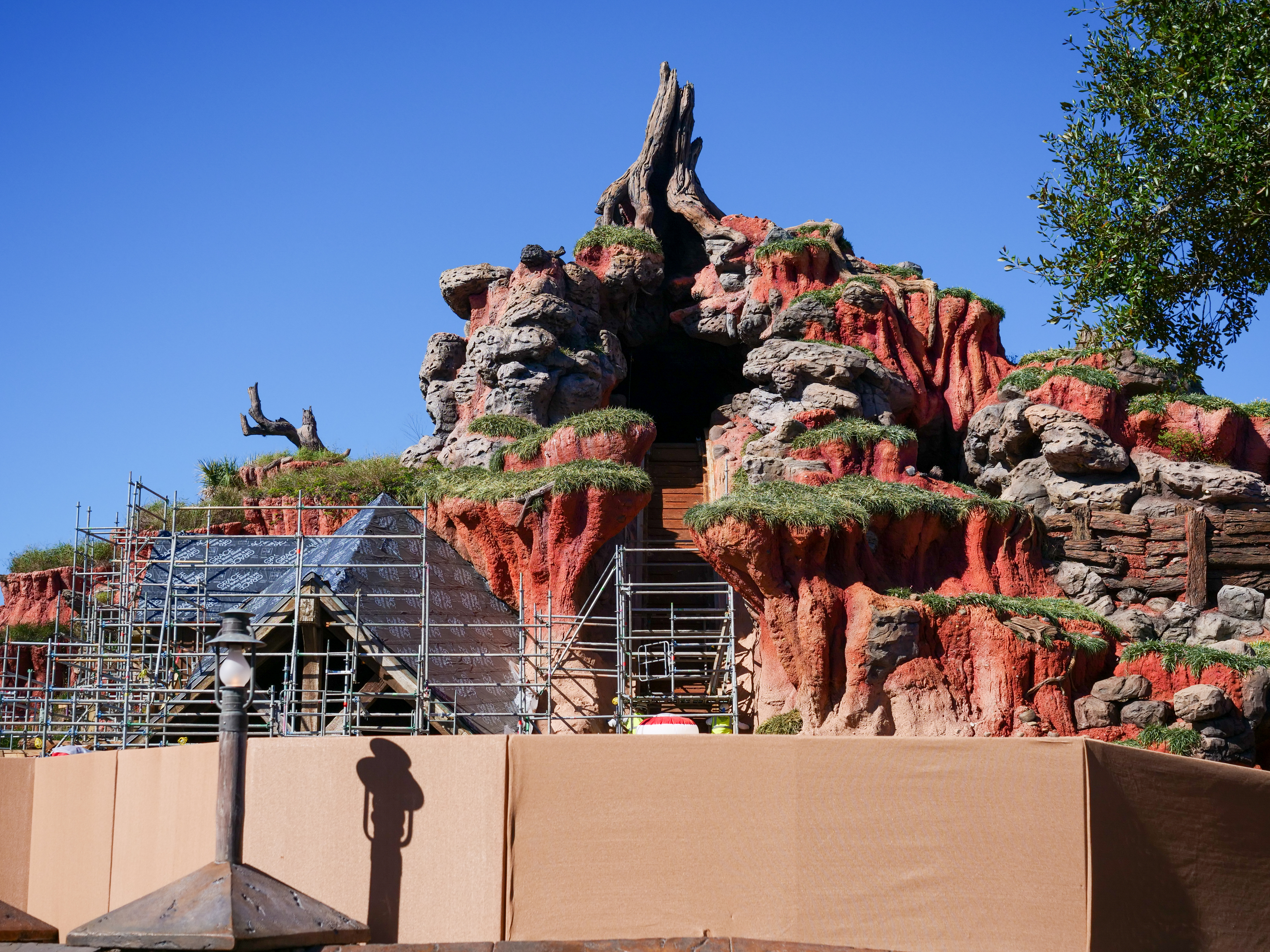 Splash Mountain Refurbishment