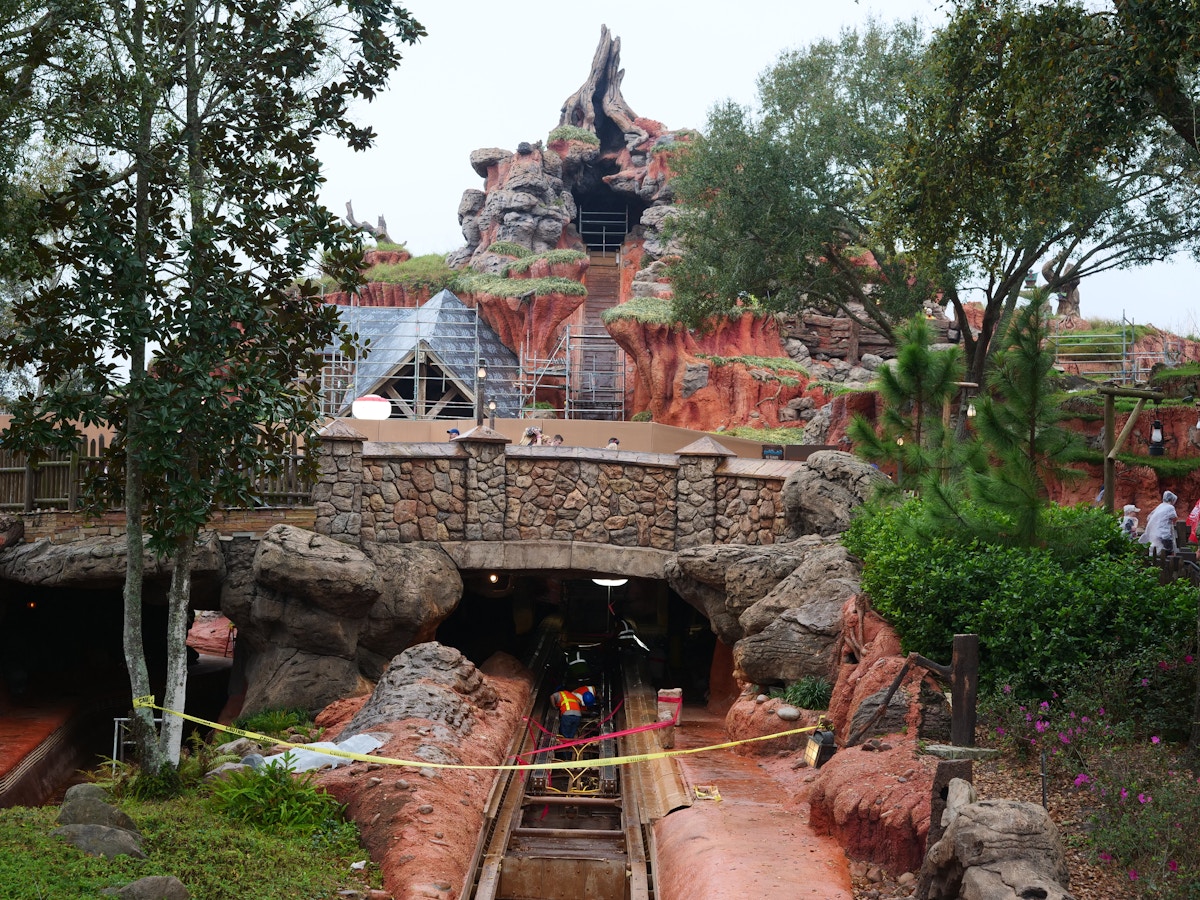 Splash Mountain Refurbishment