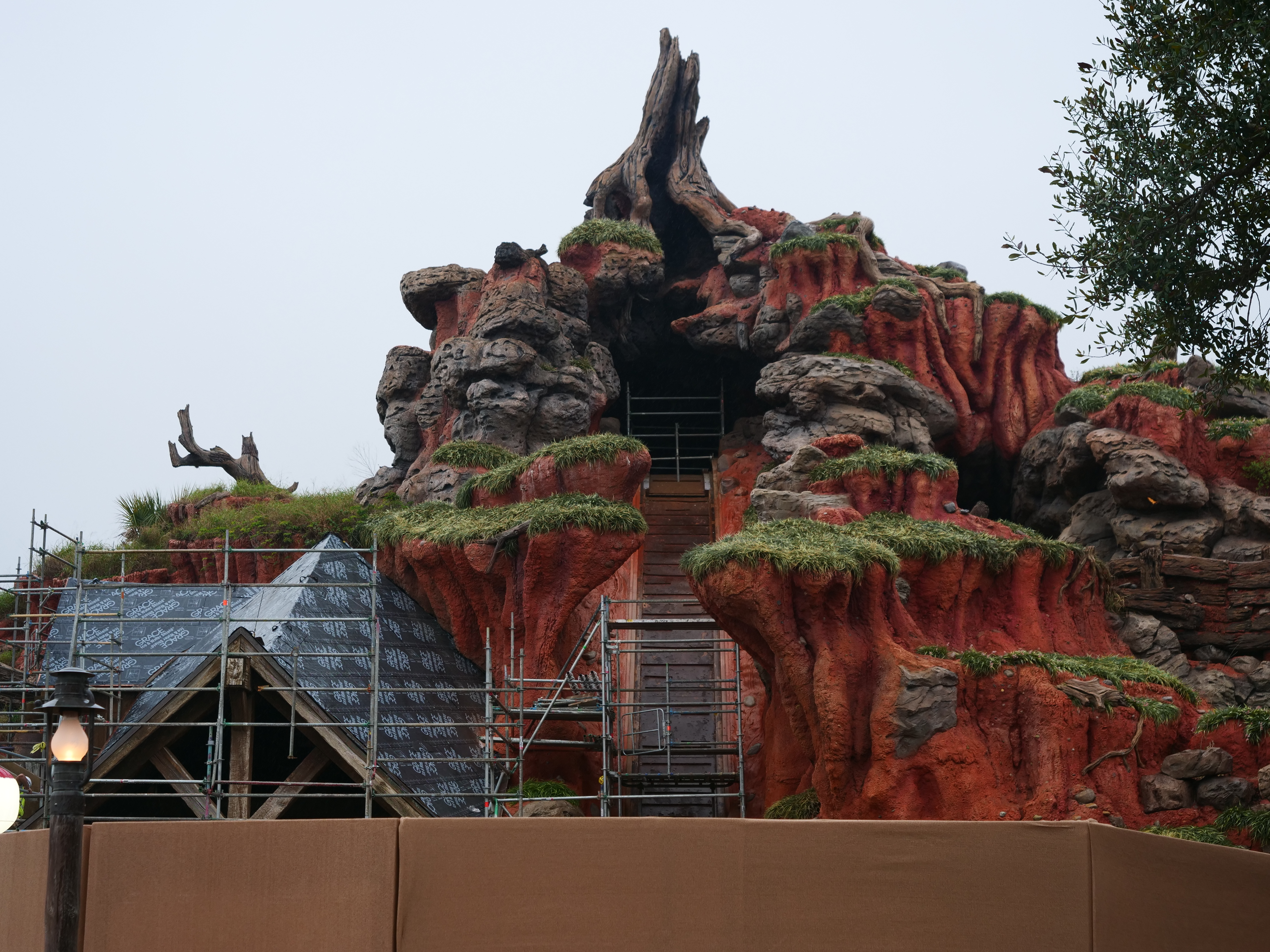 Splash Mountain Refurbishment