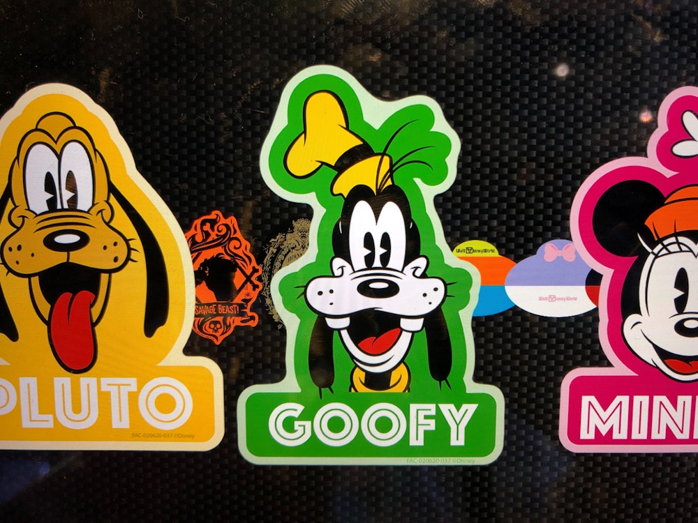 WDW Magnets6.jpg?auto=compress%2Cformat&fit=scale&h=750&ixlib=php 1.2