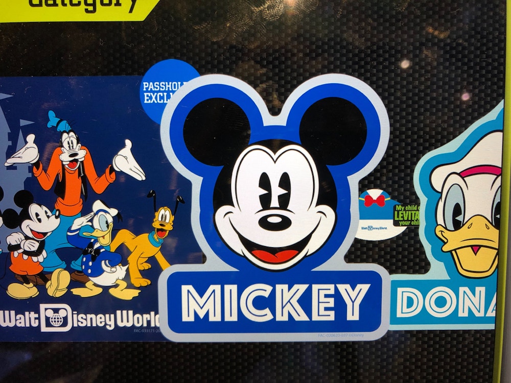 WDW Magnets9.jpg?auto=compress%2Cformat&fit=scale&h=750&ixlib=php 1.2