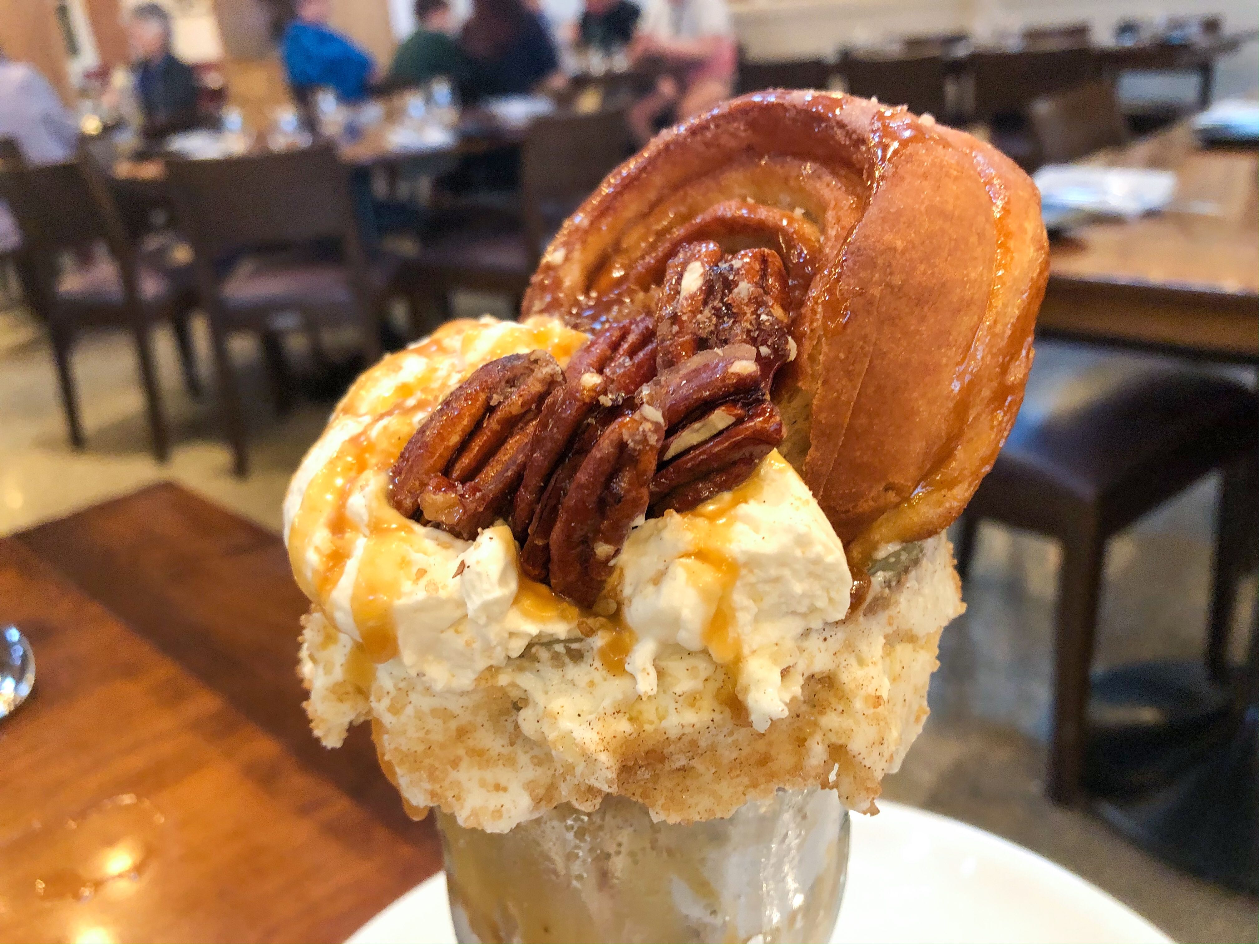 REVIEW New "Cinnful Sundae" Combines Cinnamon Vanilla Gelato, Candied Pecans, and a Whole