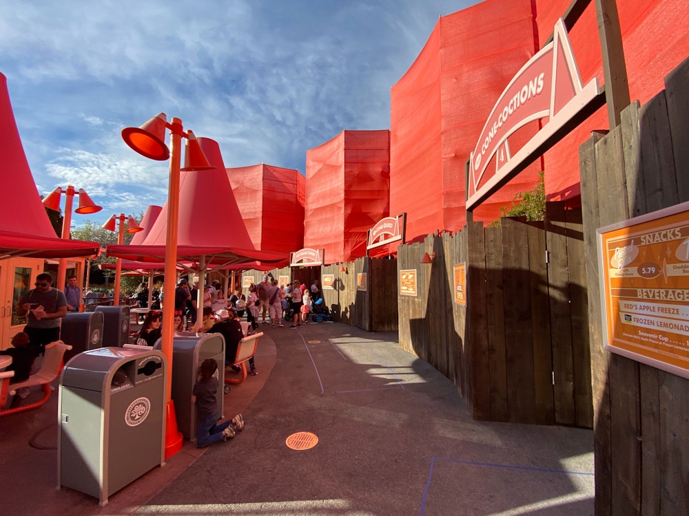 cozy cone motel cones covered repainting cars land disney california adventure 9.jpg?auto=compress%2Cformat&fit=scale&h=750&ixlib=php 1.2