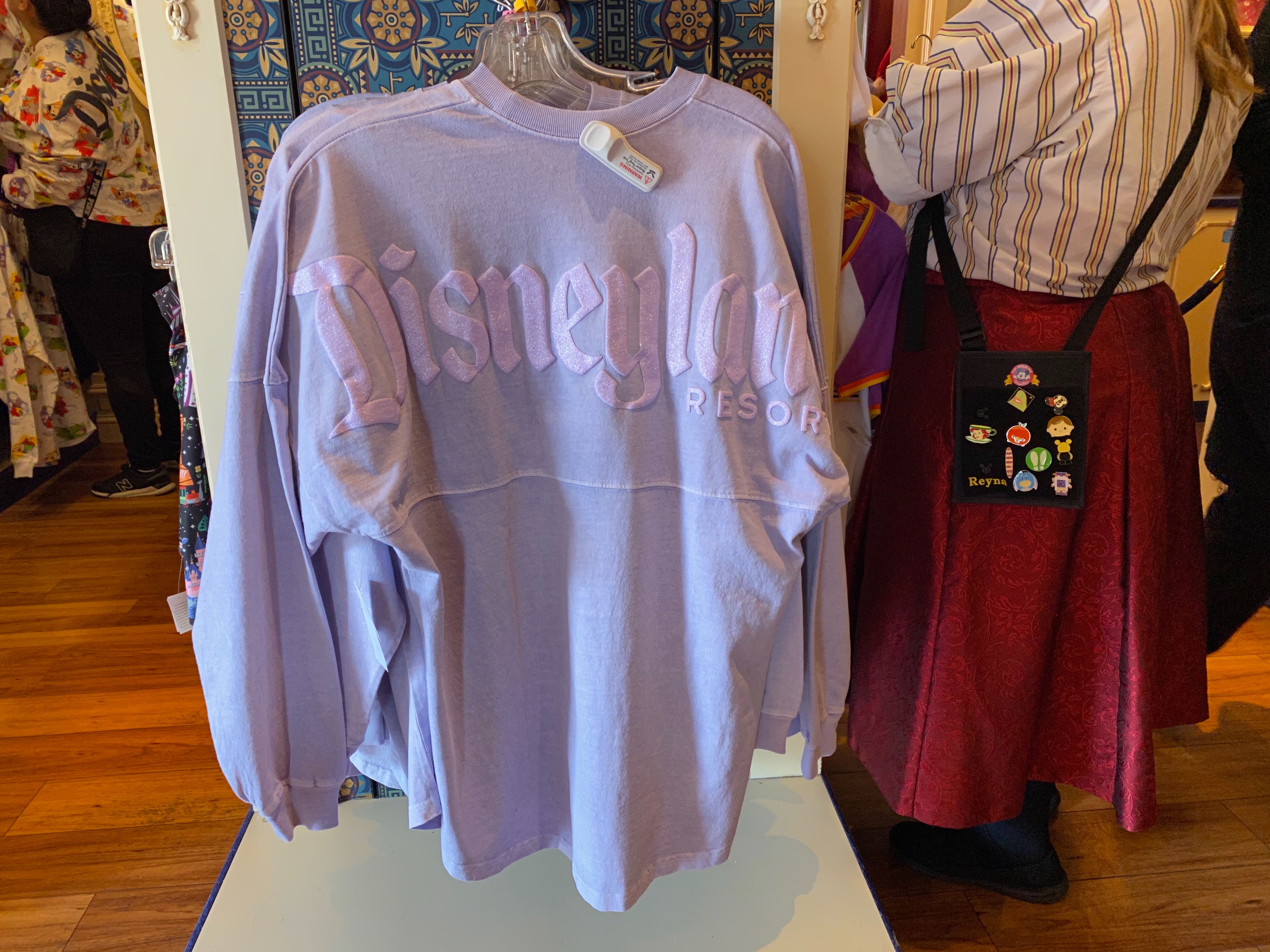 disneyland-spirit-jersey-lavender-balloon-02-23-2020-1.jpg