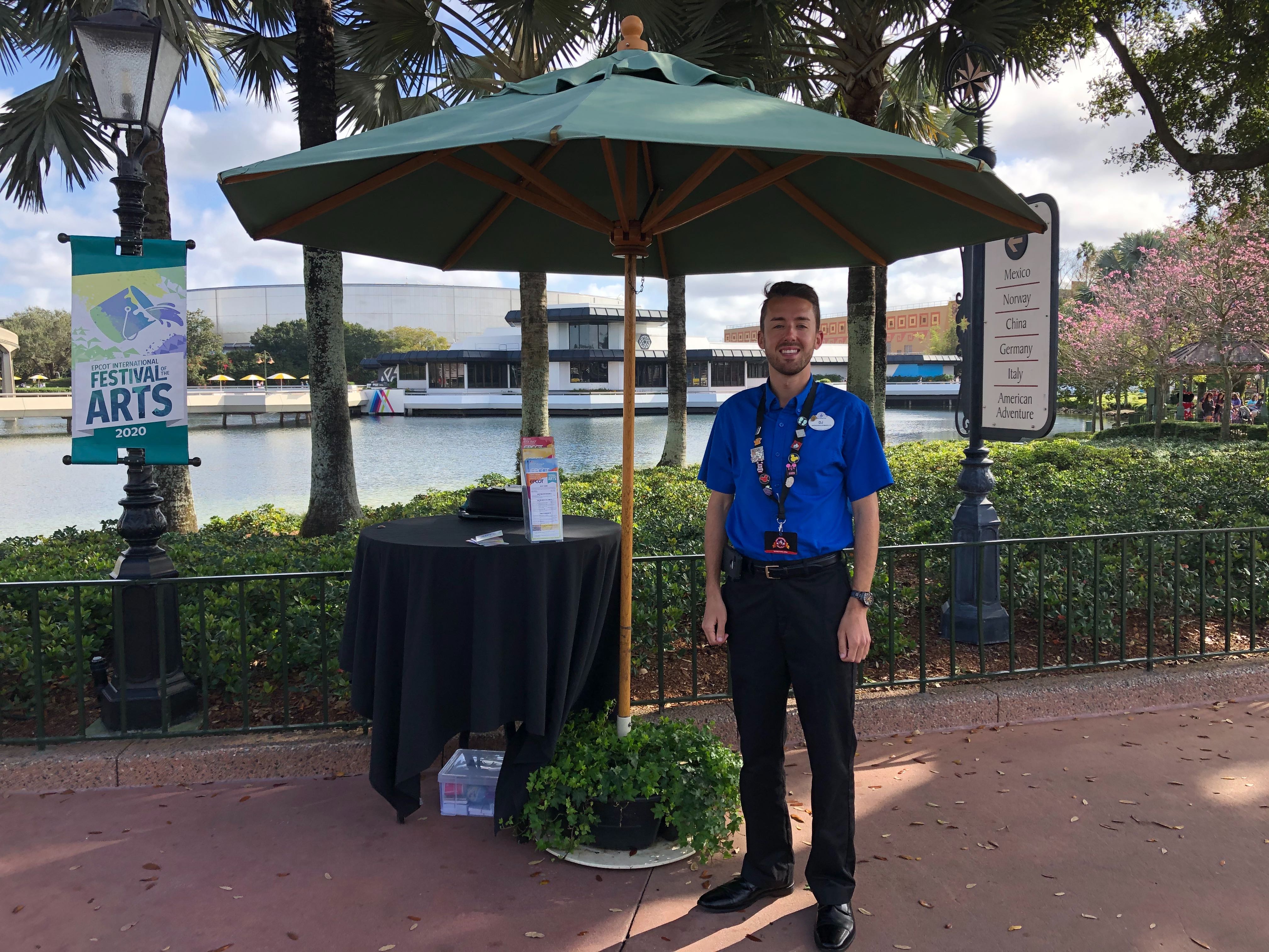 get-guest-experience-team-epcot-02-16-2020-2.jpg
