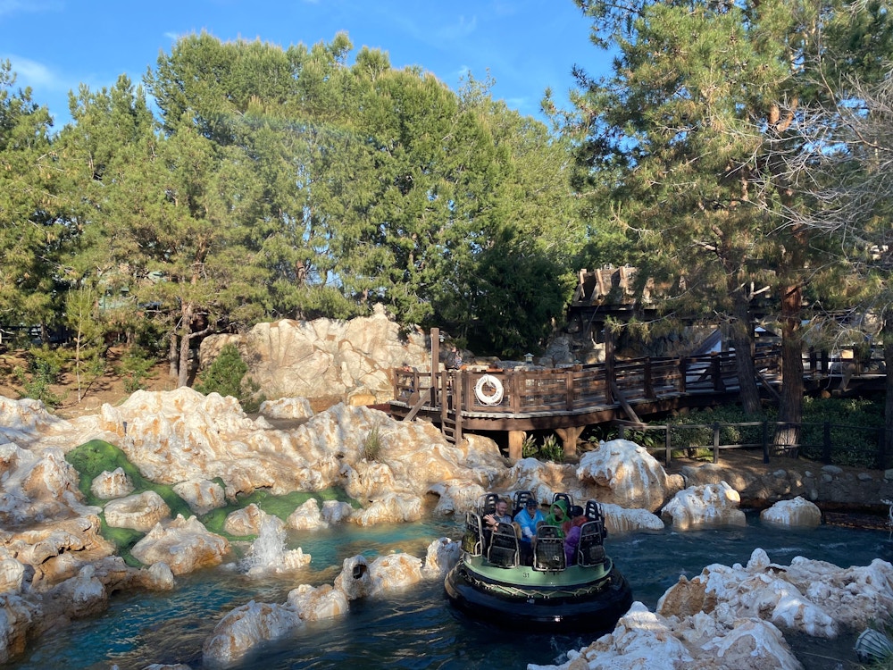 grizzly river run reopens disney california adventure february 2020 1.jpg?auto=compress%2Cformat&fit=scale&h=750&ixlib=php 1.2