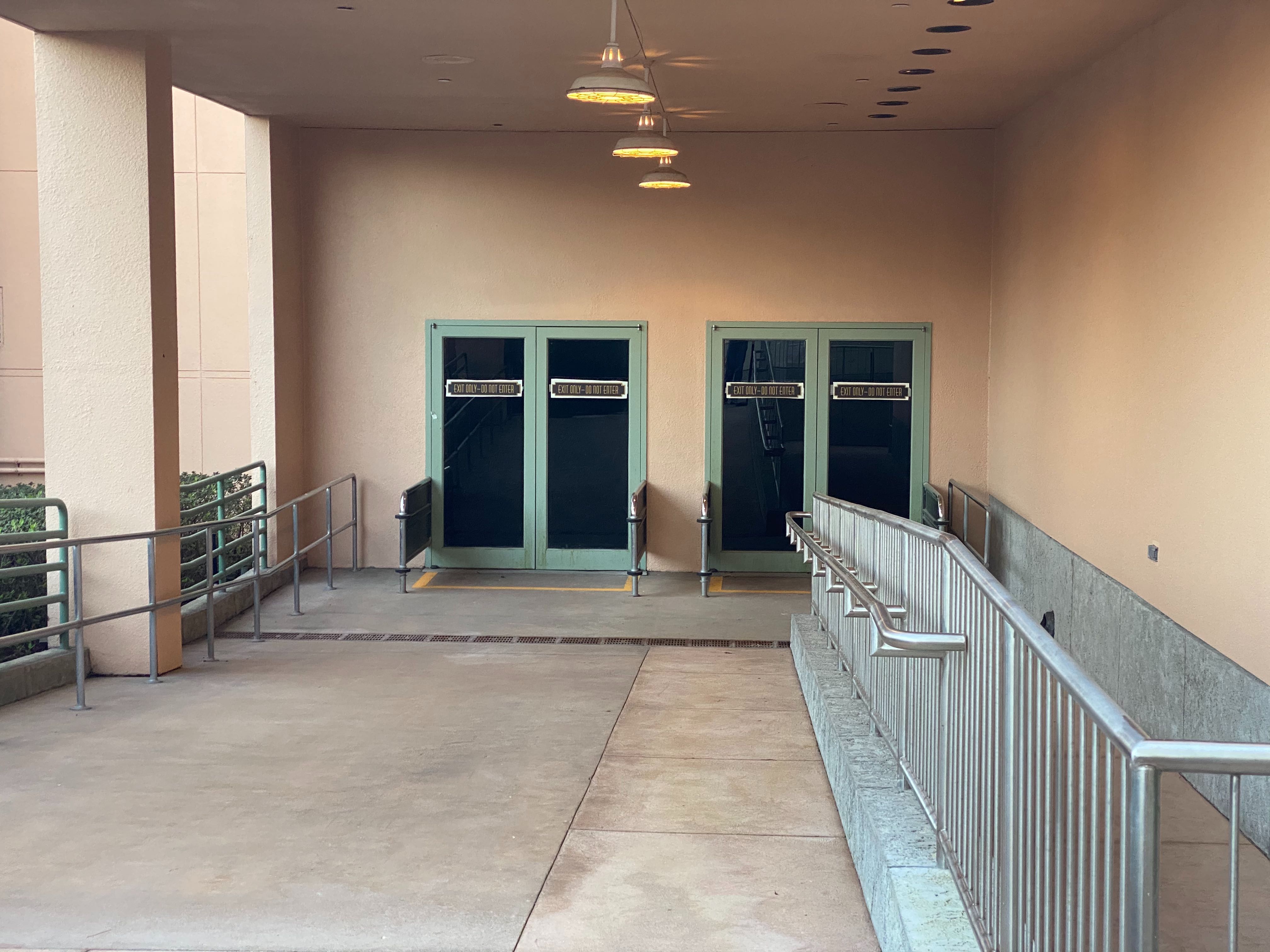 PHOTOS: Great Movie Ride Photo Op Structure Removed Ahead 