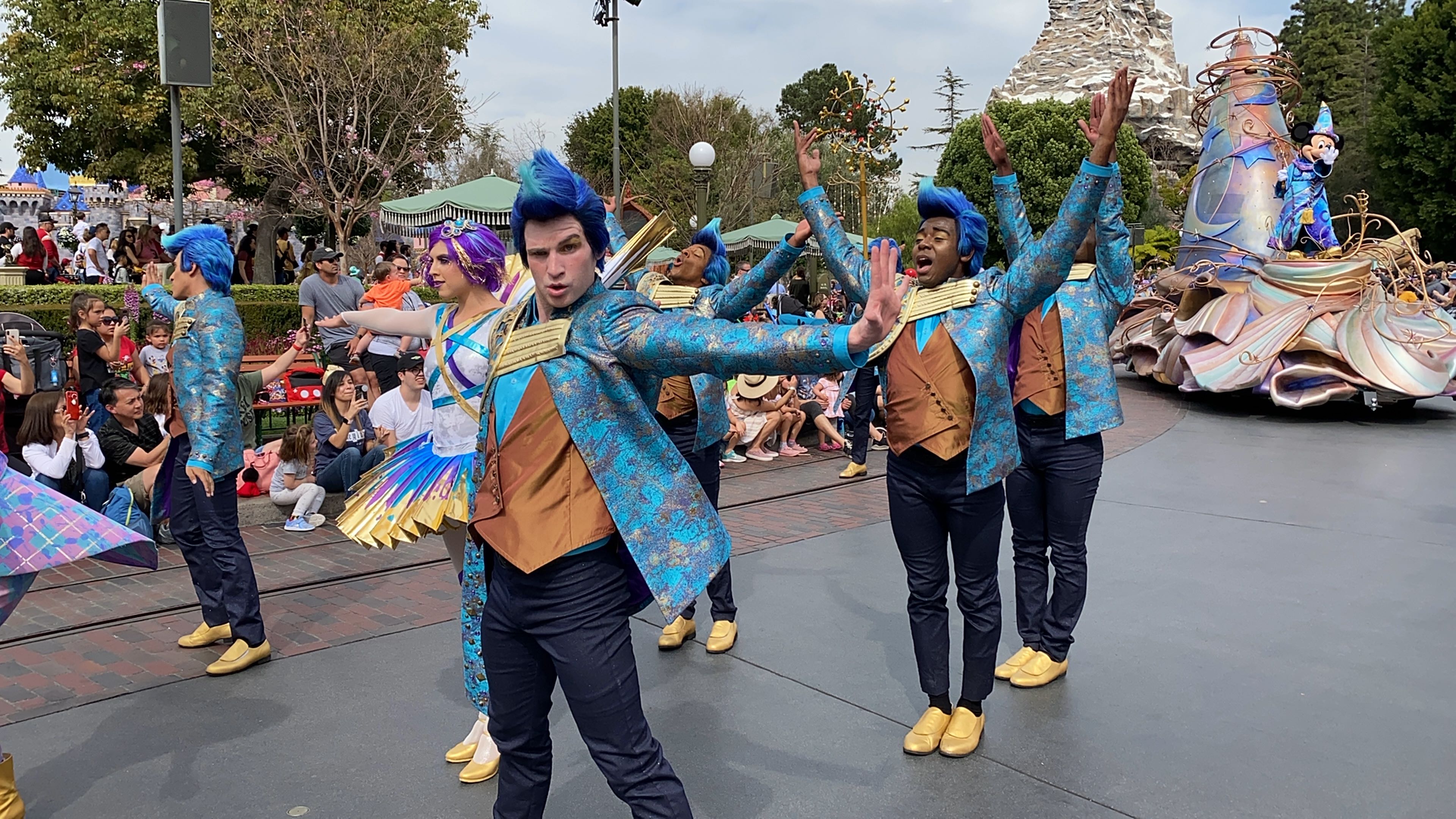 PHOTOS, VIDEO: New "Magic Happens" Parade Debuts At Disneyland - WDW ...