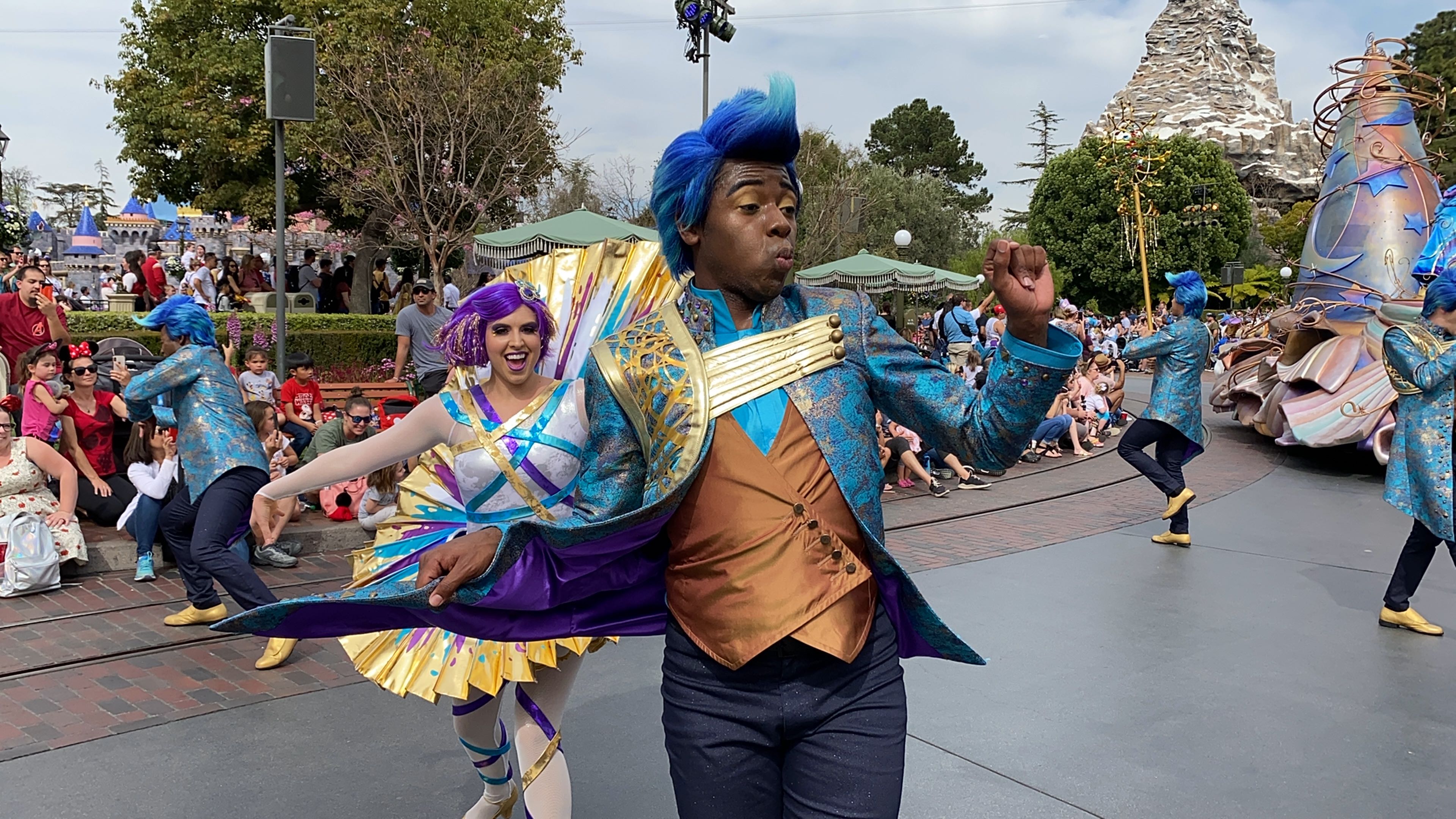 PHOTOS, VIDEO: New "Magic Happens" Parade Debuts At Disneyland - WDW ...