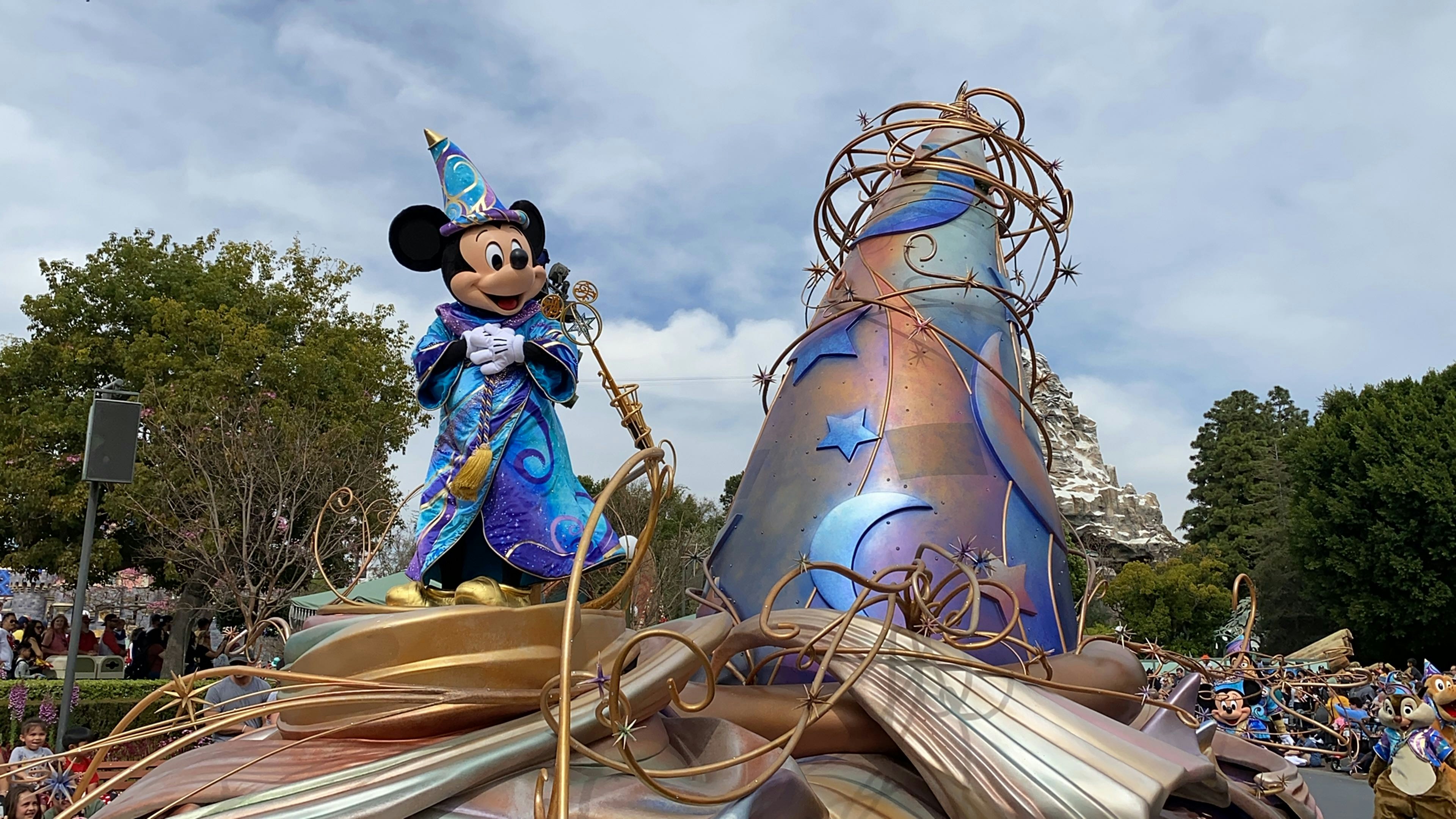PHOTOS, VIDEO New "Magic Happens" Parade Debuts at Disneyland WDW