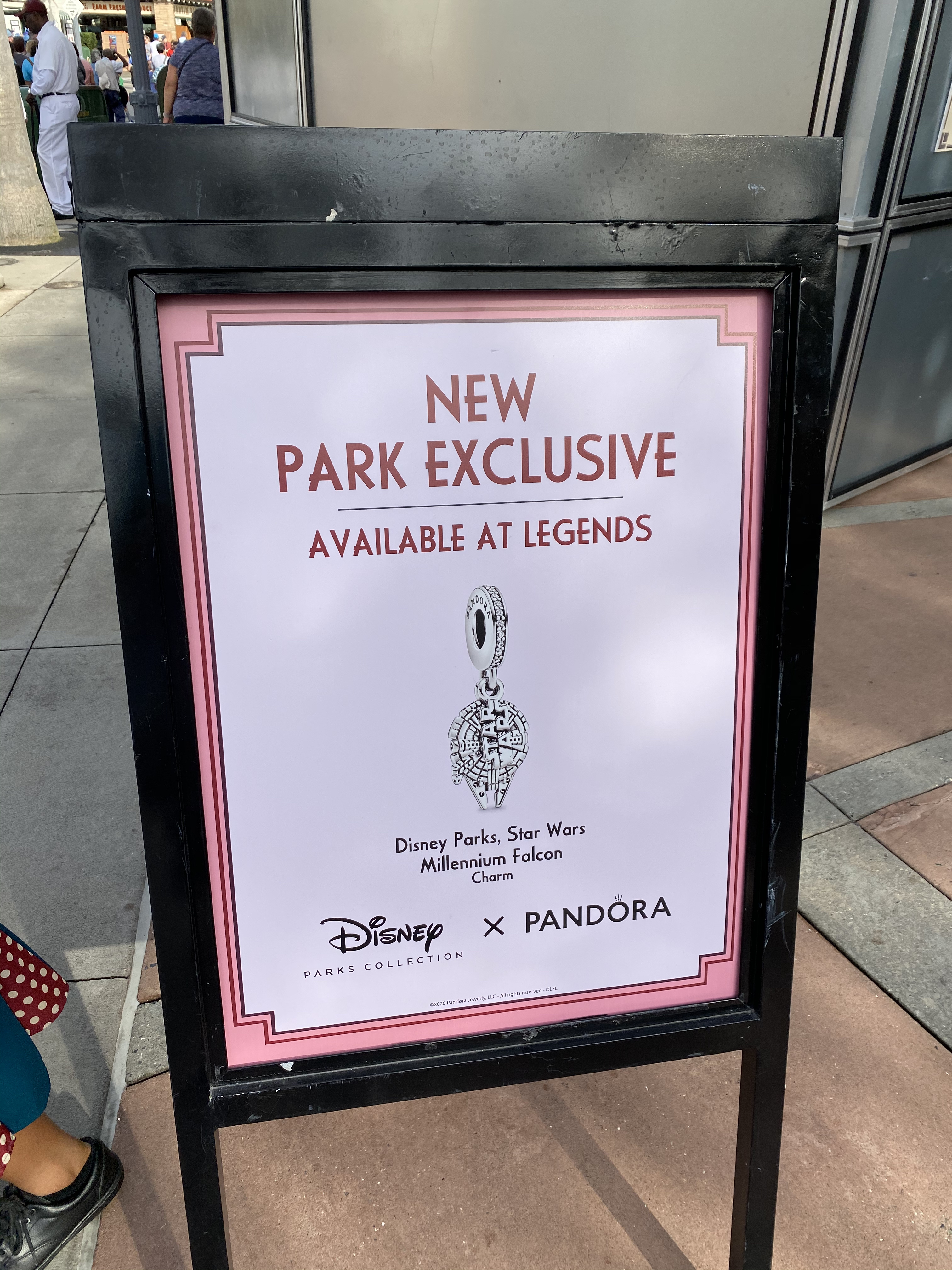 millennium falcon pandora charm 