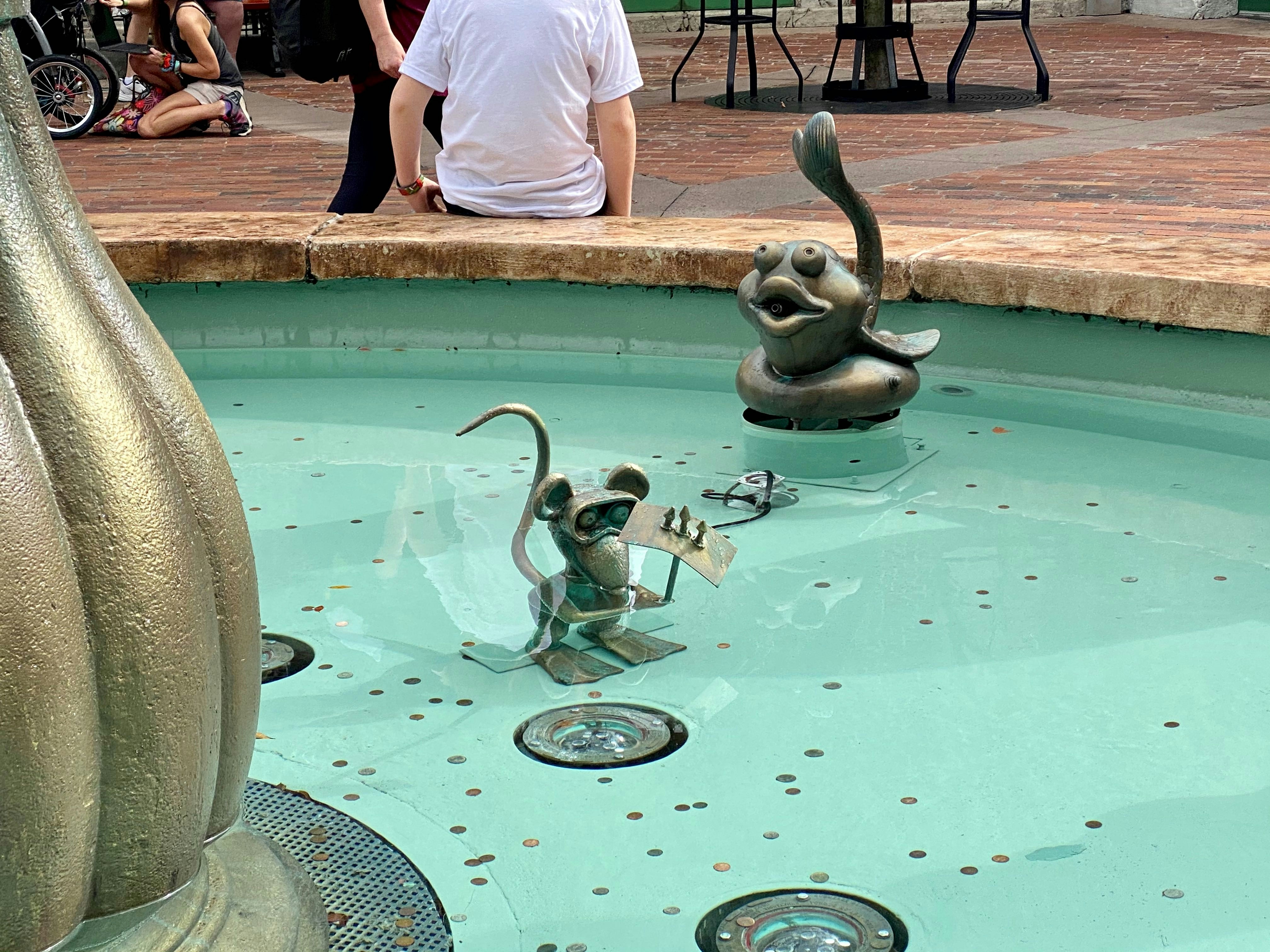 muppet fountain rats restored feb 2020 3.jpg?auto=compress%2Cformat&ixlib=php 1.2