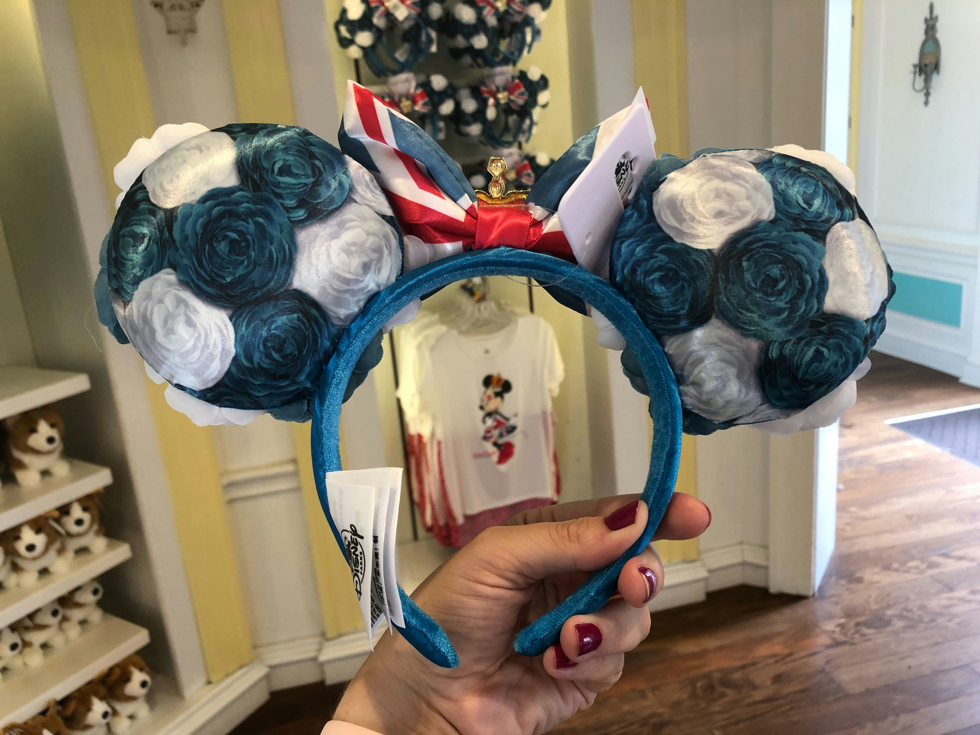 new uk minnie ears feb 2020 2.jpg?auto=compress%2Cformat&ixlib=php 1.2