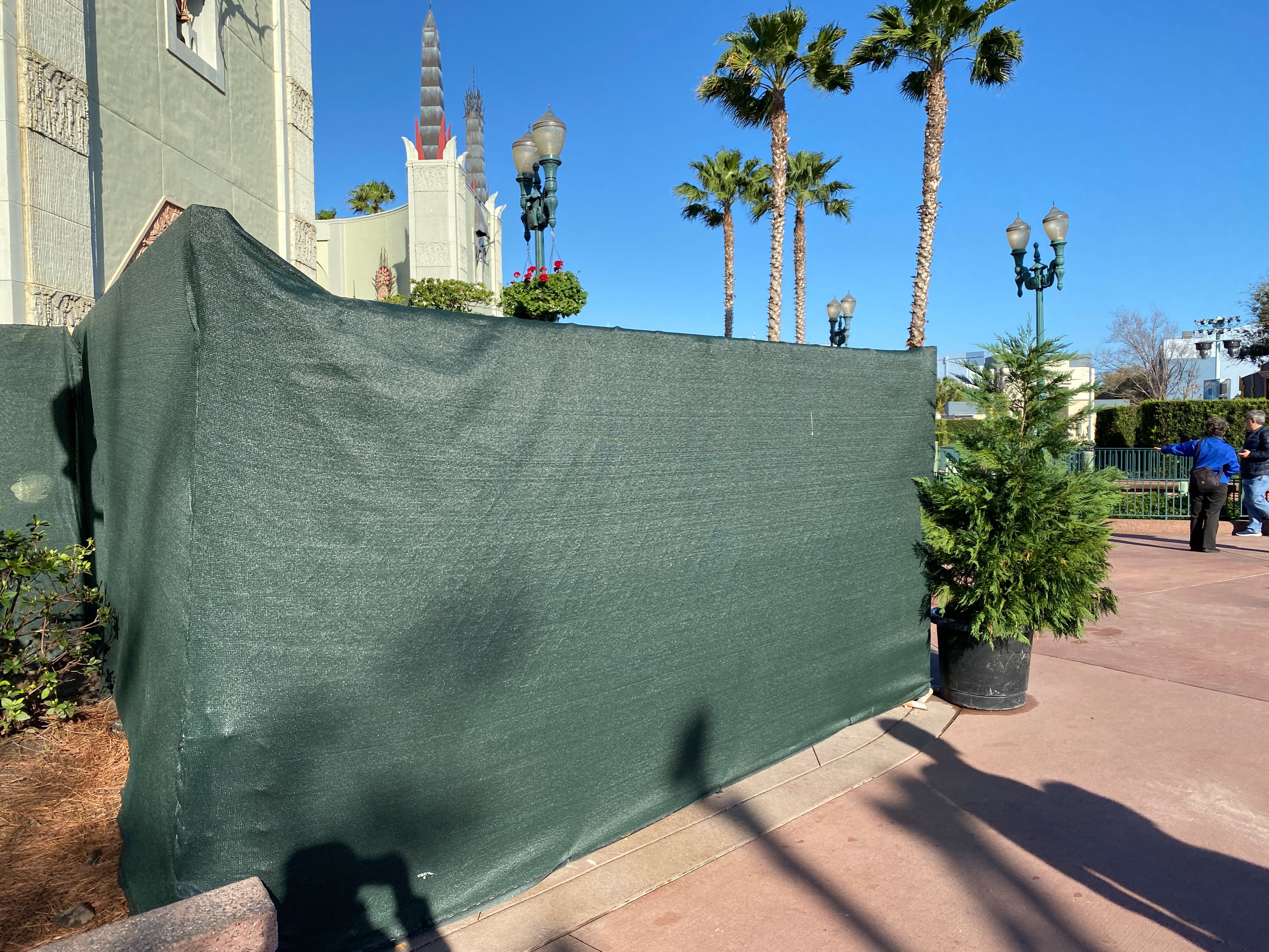 runaway-railway-previews-chinese-theatre-construction-02-22-2020-9.jpg