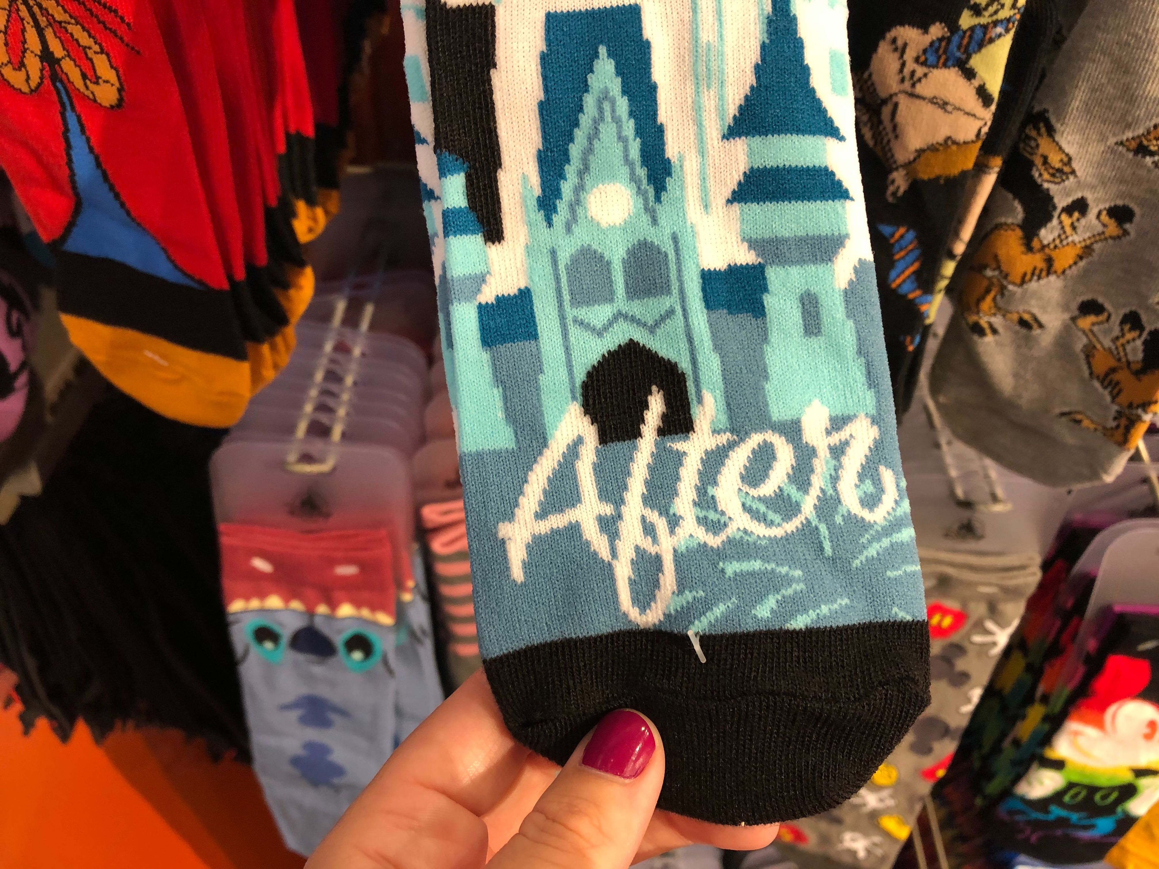 PHOTOS New Sorcerer Mickey, Cinderella Castle, Emperor's New Groove