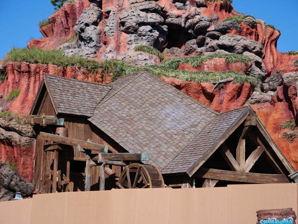 splash-mountain-refurbishment-world-02-22-2020-6.jpg