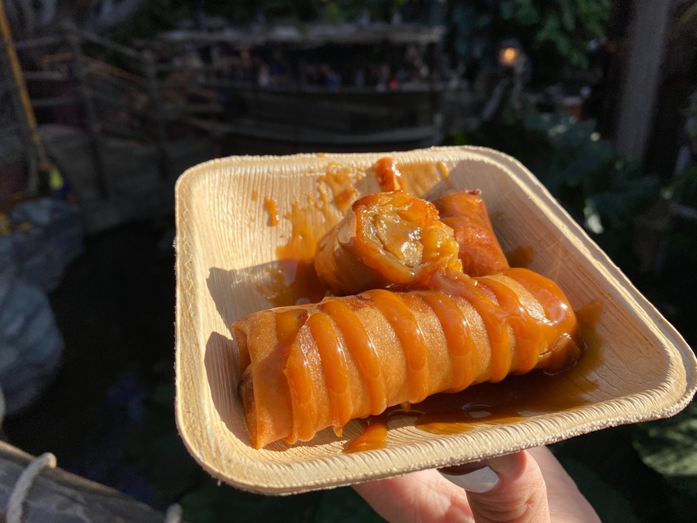 sweet lumpia the tropical hideaway disneyland 1.jpg?auto=compress%2Cformat&fit=scale&h=750&ixlib=php 1.2