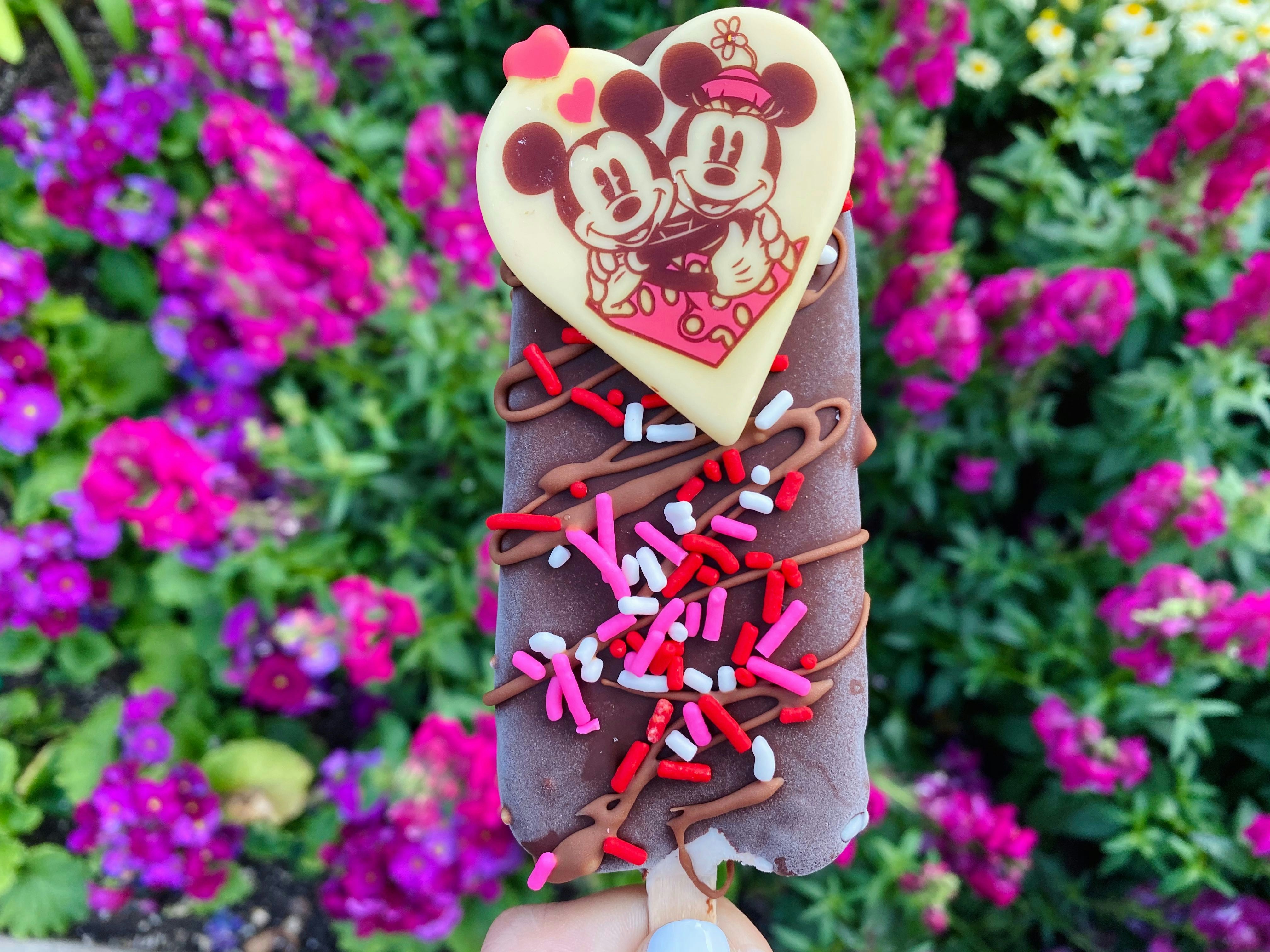 valentines day ice cream clarabelles 2020 1.jpg?auto=compress%2Cformat&ixlib=php 1.2