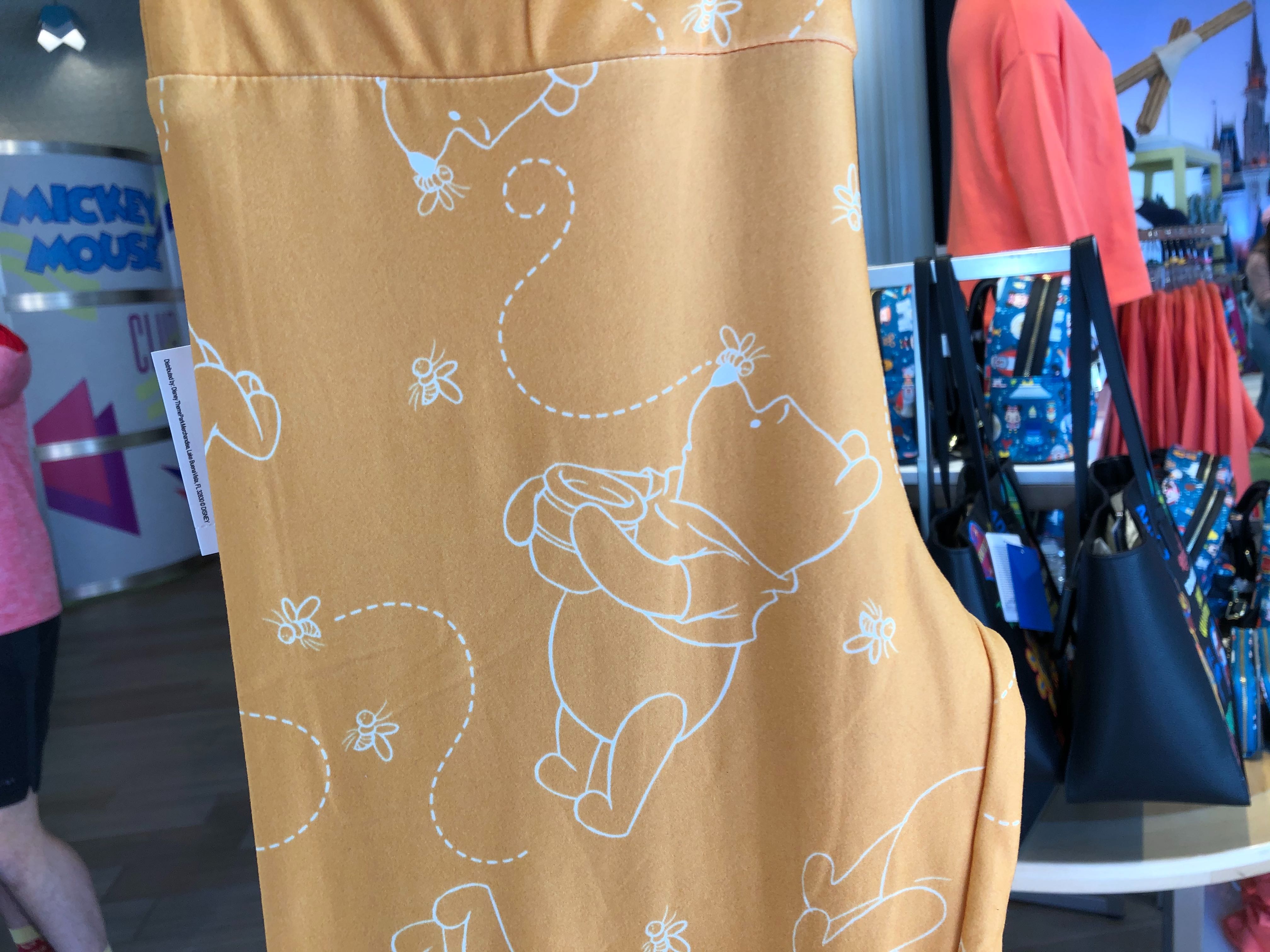winnie-the-pooh-birds-shirt-leggings-disney-world-02-02-2020-6.jpg