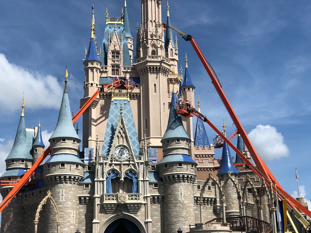 Cinderella Castle Makeover11.jpg?auto=compress%2Cformat&fit=scale&h=750&ixlib=php 1.2