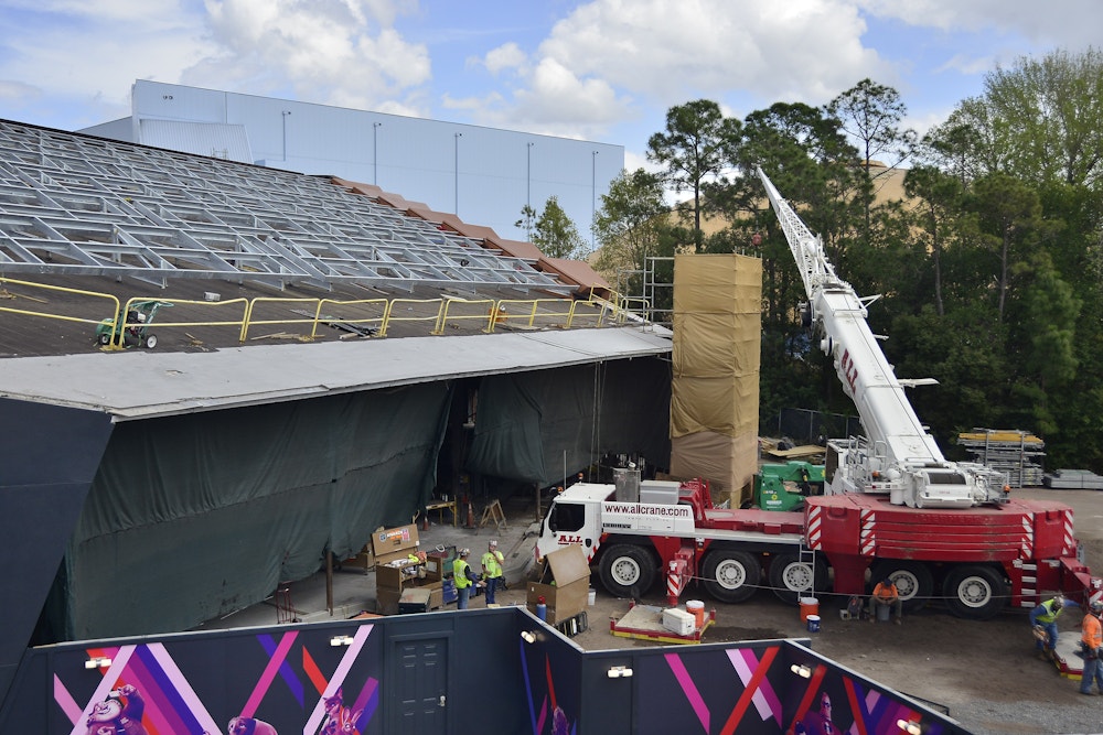 EPCOT Future World 3 2 20 guardians above.JPG?auto=compress%2Cformat&fit=scale&h=667&ixlib=php 1.2