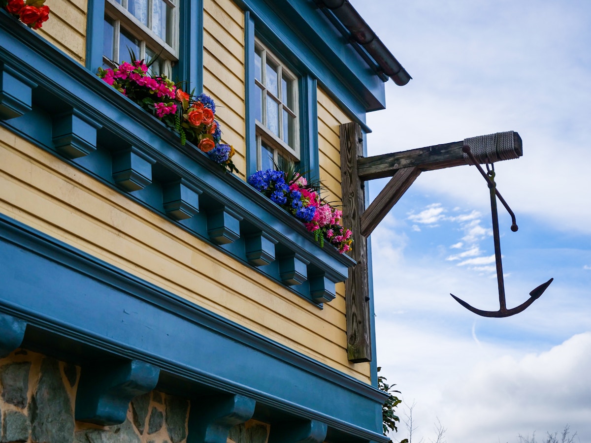 Columbia Harbor House