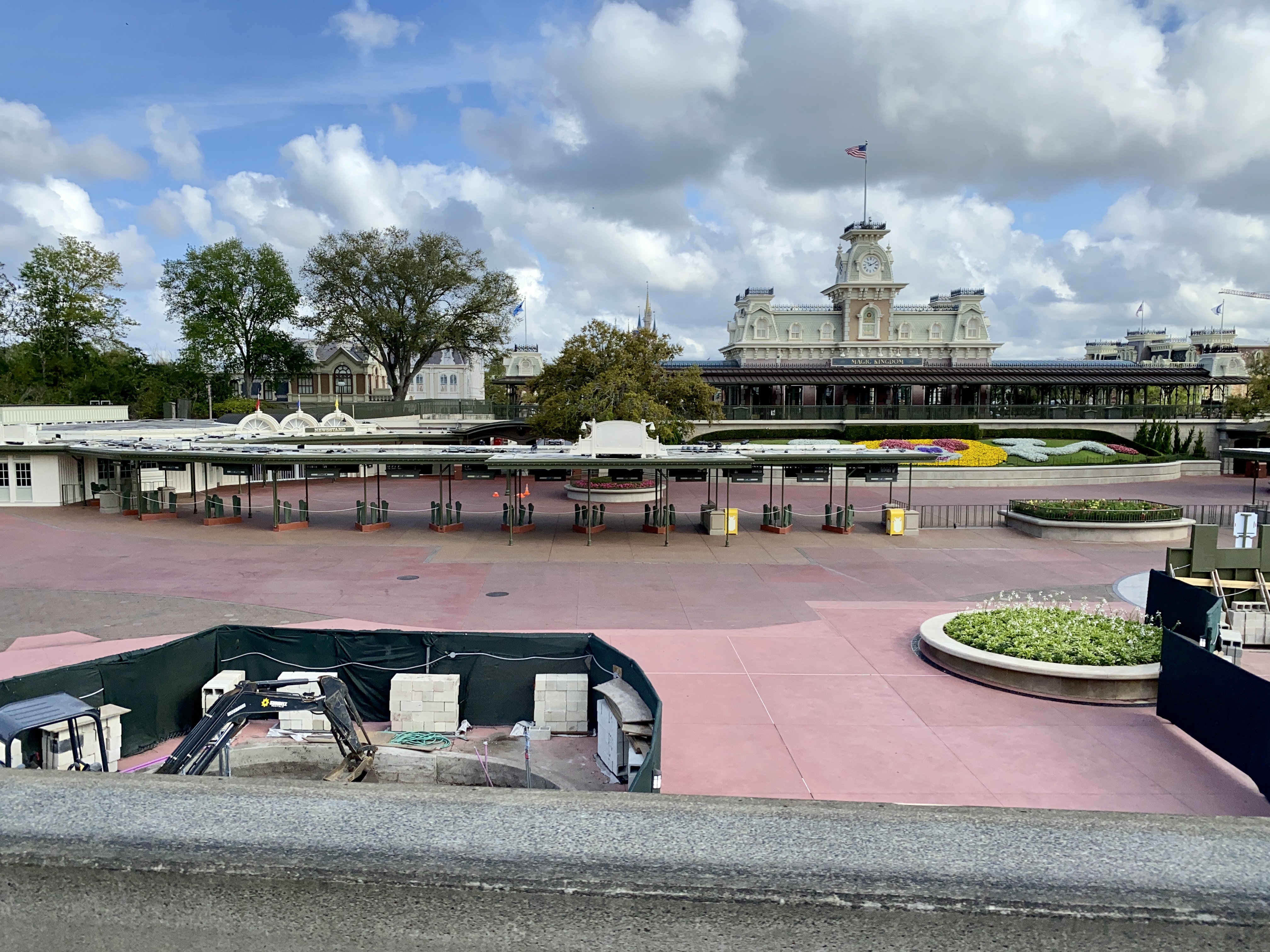 Empty magic kingdom gate