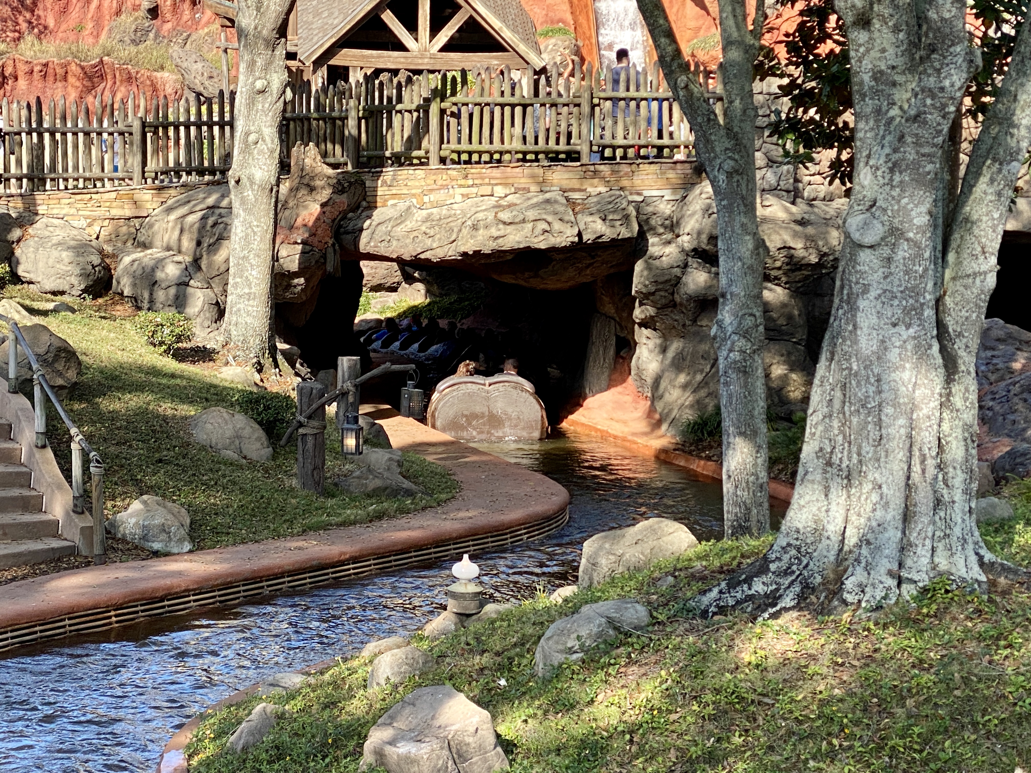 Splash mountain down
