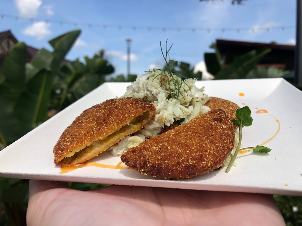 fried green tomato refreshment port 2020 epcot international flower garden festival 5.jpg?auto=compress%2Cformat&fit=scale&h=750&ixlib=php 1.2