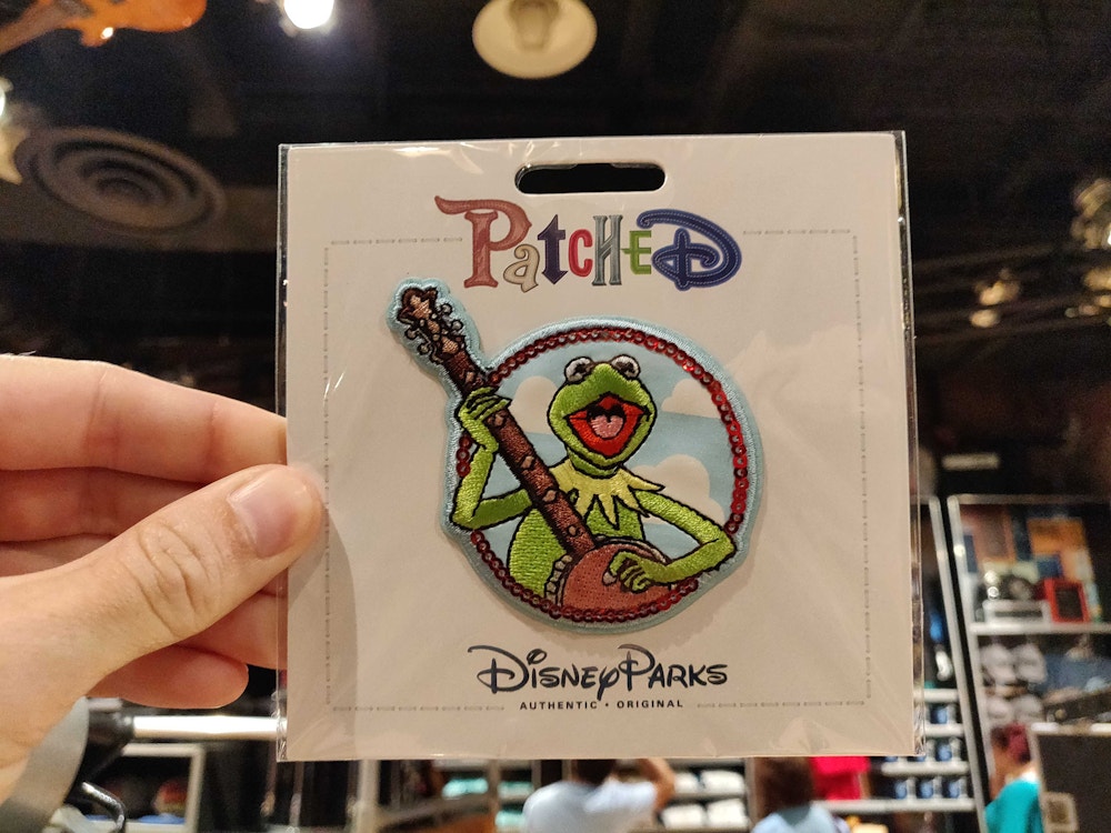 kermit the frog patch patched muppets 1.jpg?auto=compress%2Cformat&fit=scale&h=750&ixlib=php 1.2