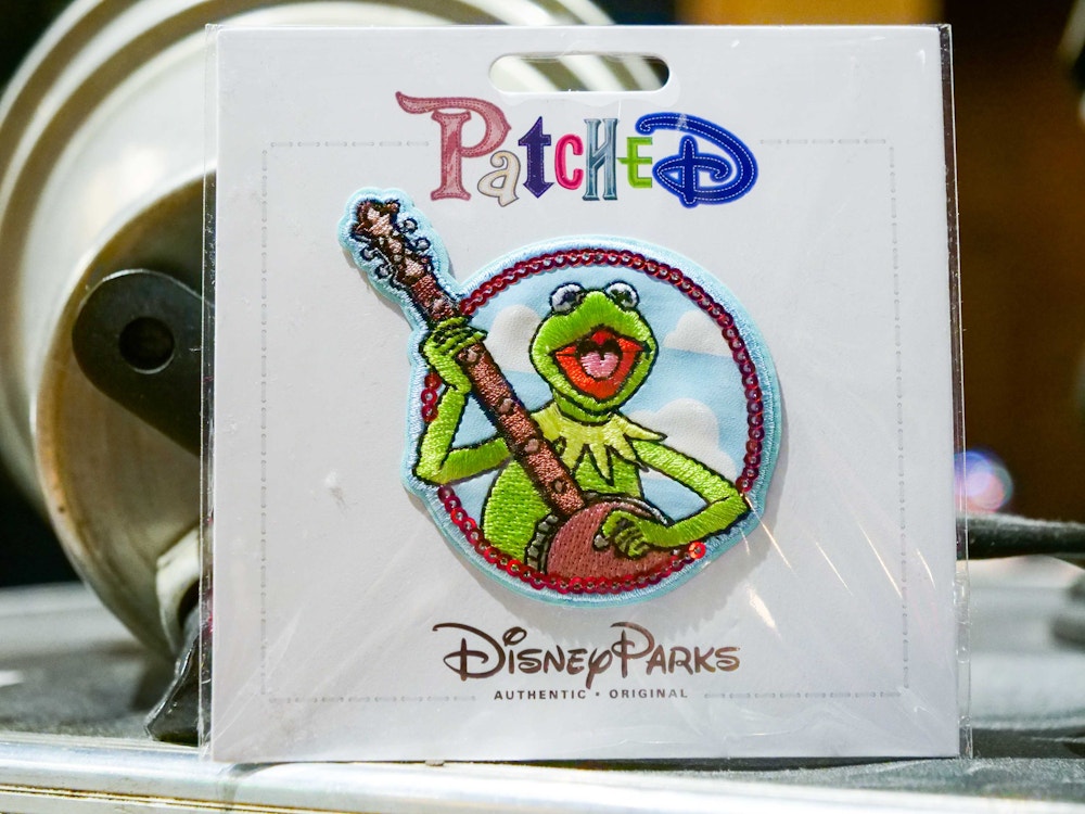 kermit the frog patch patched muppets 3.jpg?auto=compress%2Cformat&fit=scale&h=750&ixlib=php 1.2