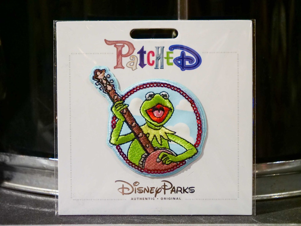 kermit the frog patch patched muppets 4.jpg?auto=compress%2Cformat&fit=scale&h=750&ixlib=php 1.2