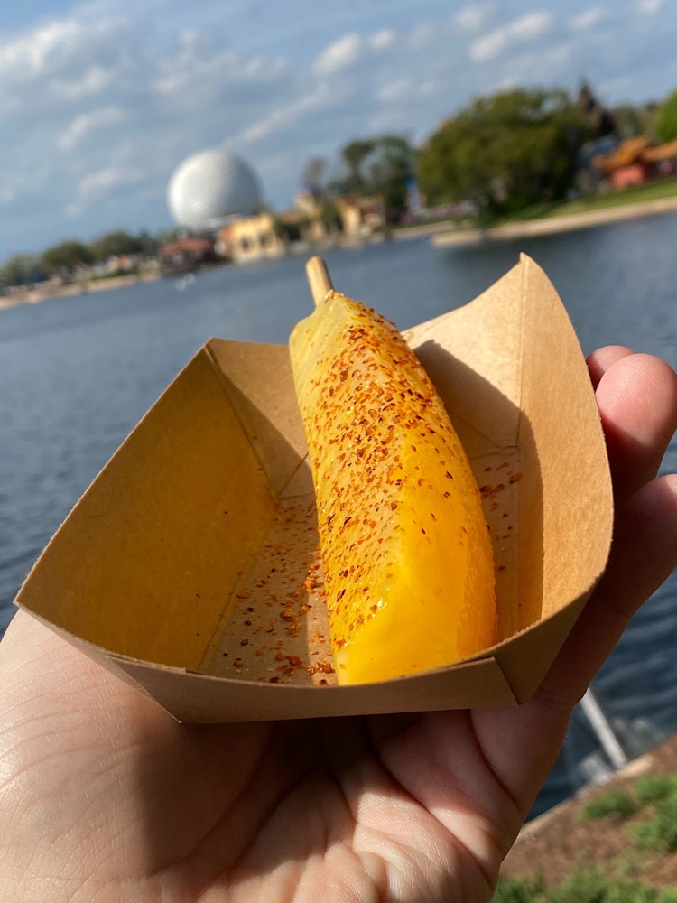 pineapple skewer refreshment outpost 2020 epcot international flower garden festival 1.jpg?auto=compress%2Cformat&fit=scale&h=1000&ixlib=php 1.2