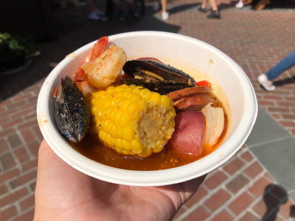 southern seafood boil magnolia terrace 2020 epcot international flower garden festival 3.jpg?auto=compress%2Cformat&fit=scale&h=750&ixlib=php 1.2