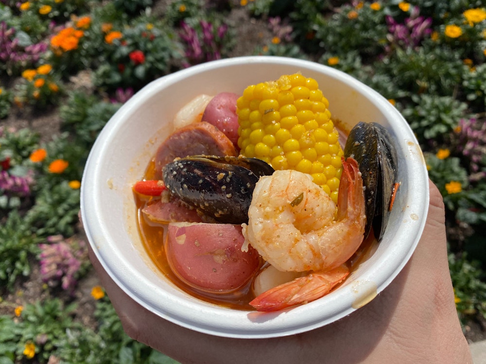 southern seafood boil magnolia terrace 2020 epcot international flower garden festival 6.jpg?auto=compress%2Cformat&fit=scale&h=750&ixlib=php 1.2