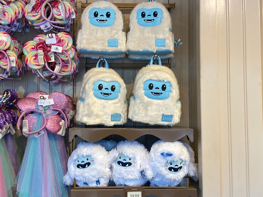 yeti abominable snowman loungefly backpack le petit chalet disneyland 2.jpg?auto=compress%2Cformat&fit=scale&h=750&ixlib=php 1.2