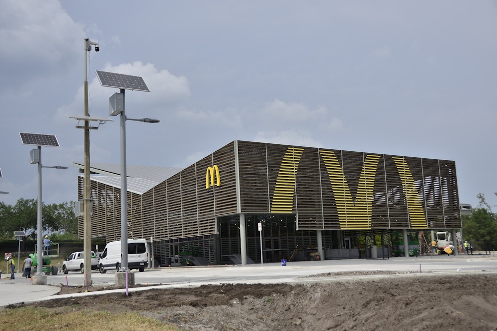 McDonalds Construction 4 15 20 wide view.JPG?auto=compress%2Cformat&fit=scale&h=667&ixlib=php 1.2